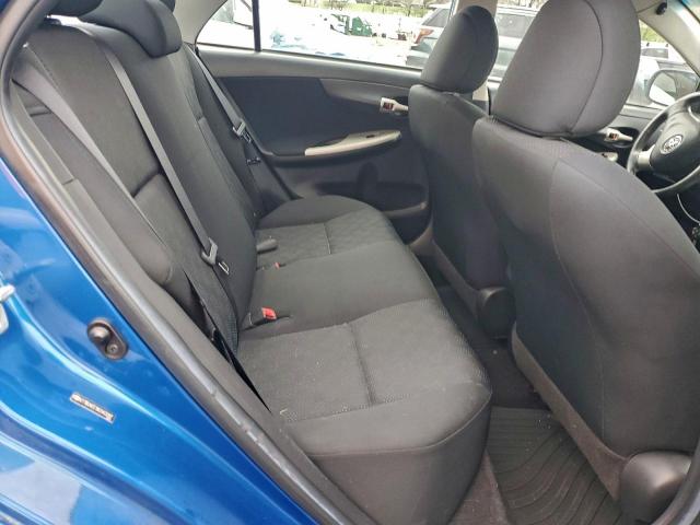 Toyota Corolla Base Image 7