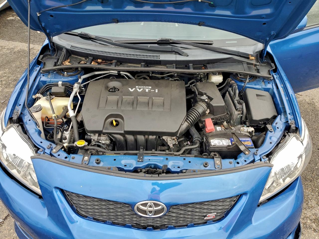 Toyota Corolla Base Image 4