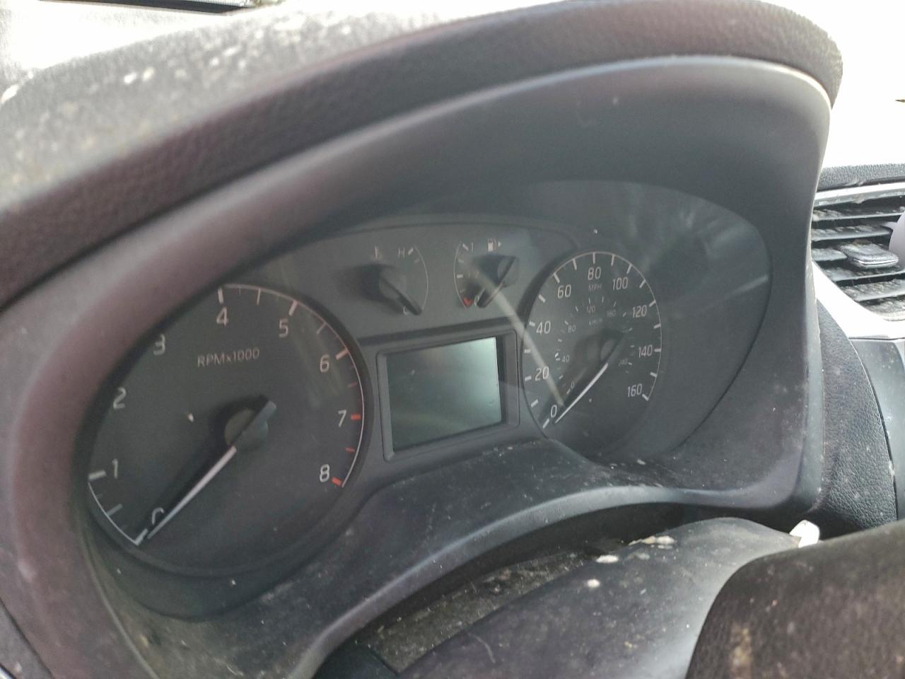 Nissan Sentra S Image 7