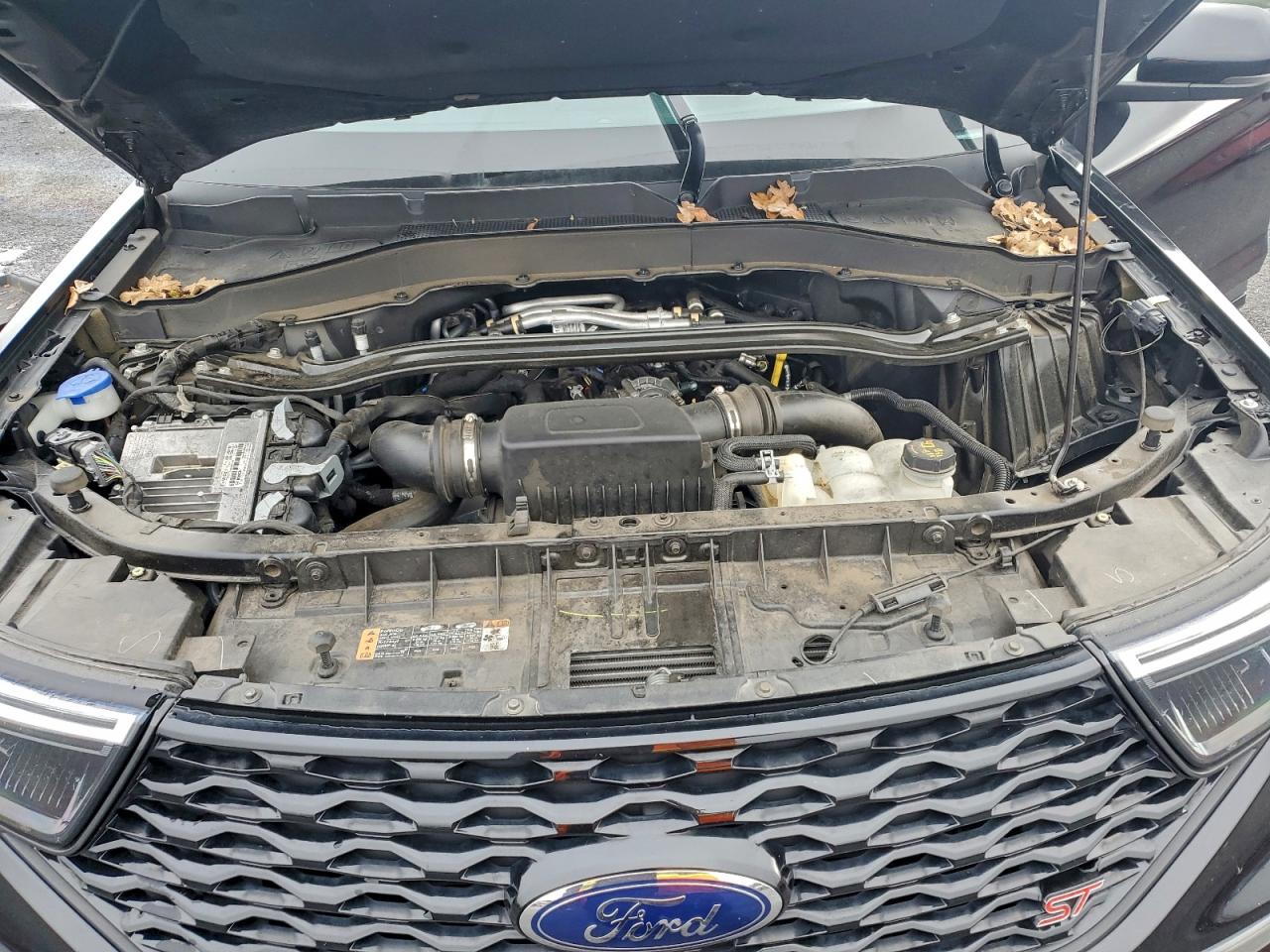 Ford Explorer St Image 3