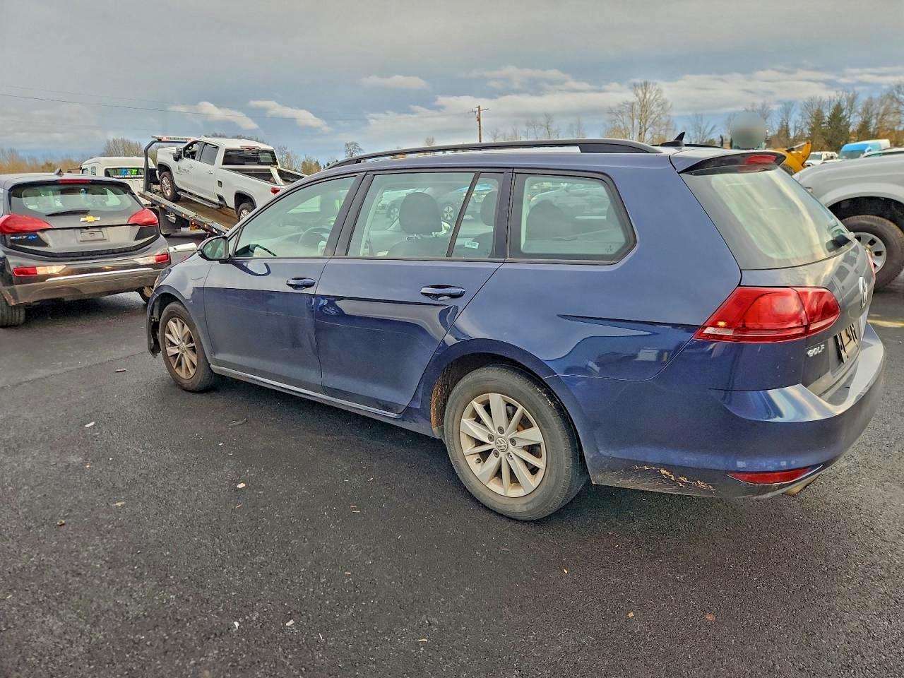 Volkswagen Golf S Image 5