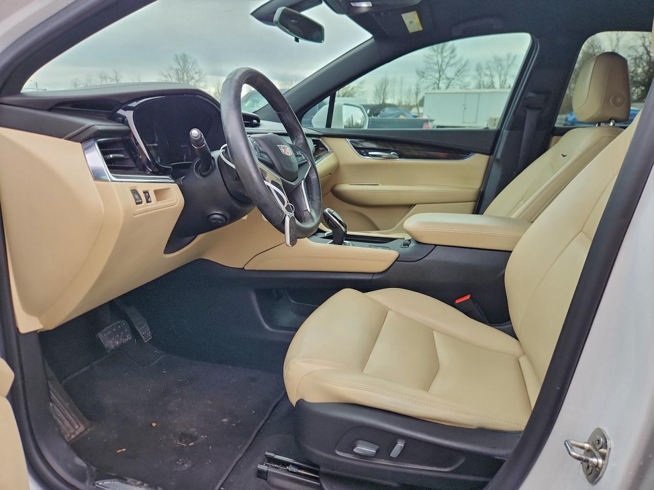 Cadillac XT5 Image 9