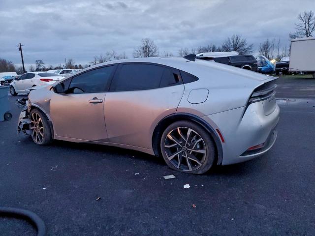 Toyota Prius Se Image 11