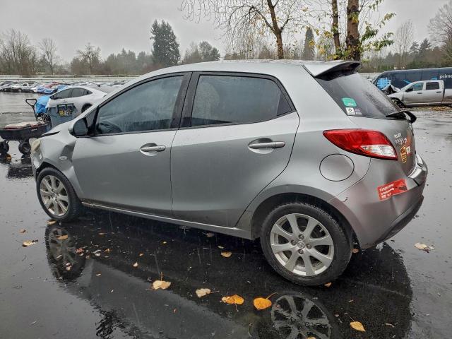 Mazda 2 Image 5
