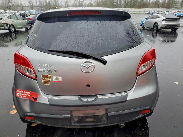 Mazda 2 Image 4