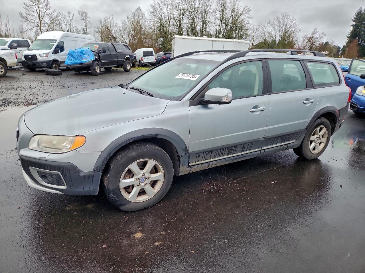 Volvo XC70 Image 1