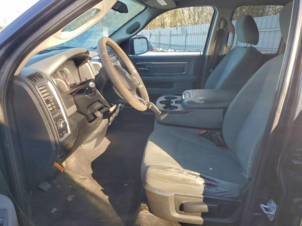 Ram 1500 Slt Image 4