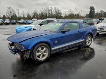  Salvage Ford Mustang