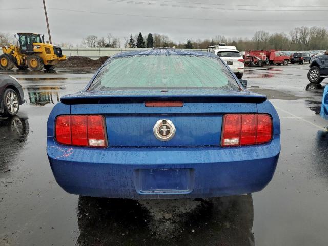 Ford Mustang Image 7