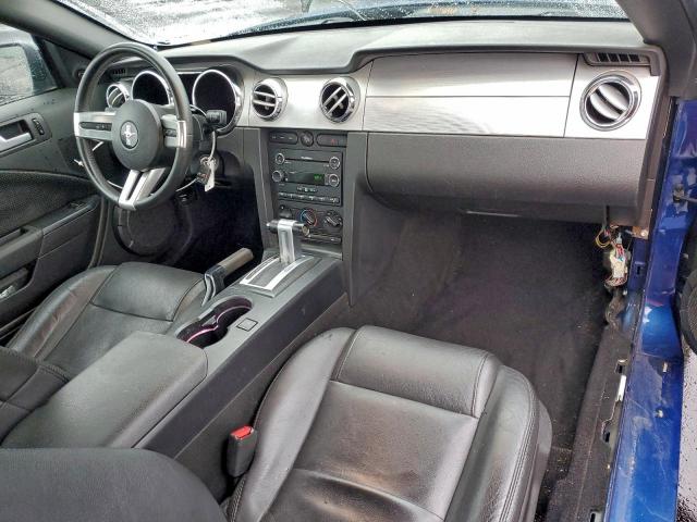 Ford Mustang Image 8