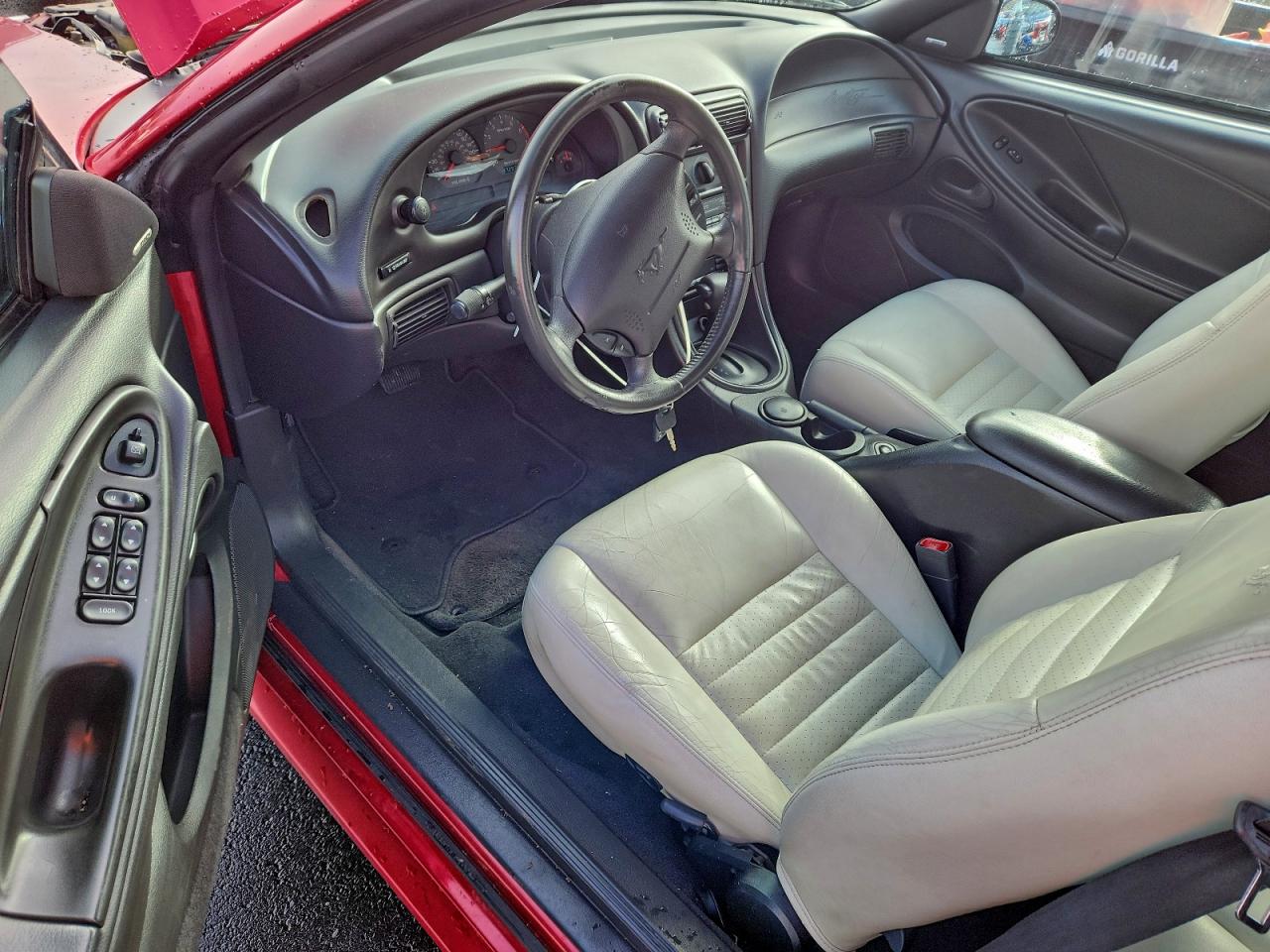 Ford Mustang Gt Image 3