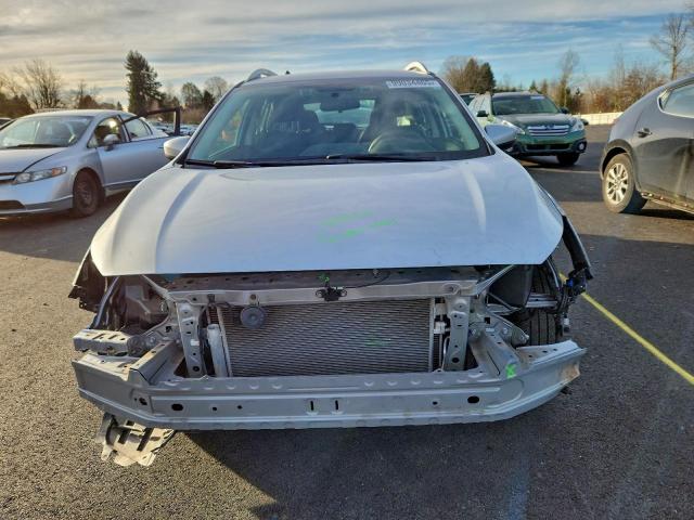 Subaru Impreza Premium Image 3