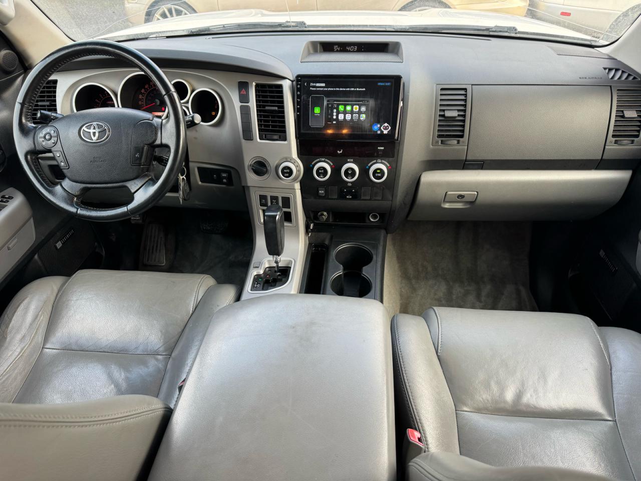 Toyota Sequoia Sr5 Image 14