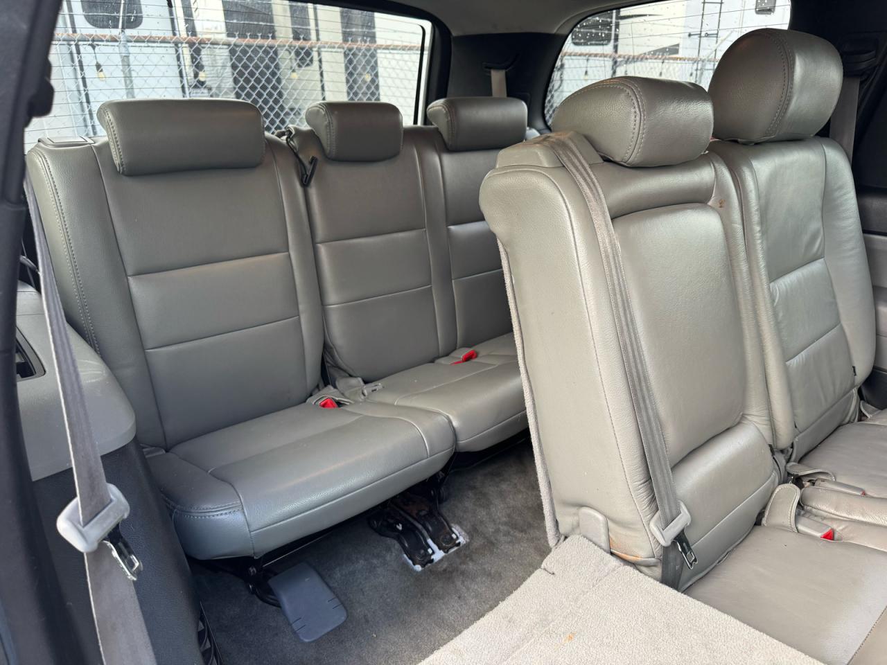 Toyota Sequoia Sr5 Image 7
