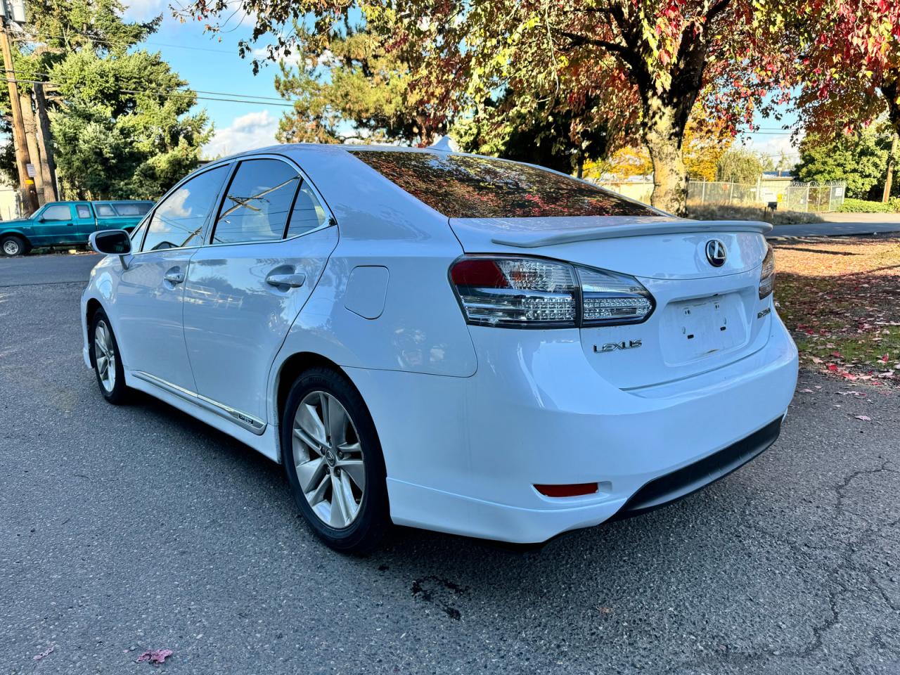 Lexus Hs 250h Image 2