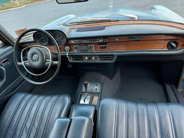 Mercedes-Benz 280-Class Image 10