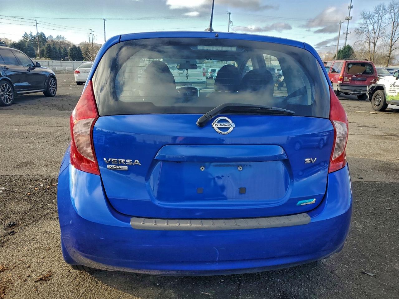 Nissan Versa S Image 7