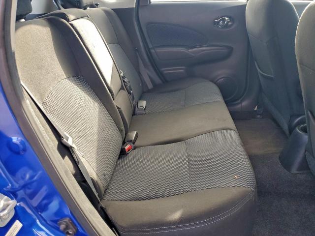 Nissan Versa S Image 4