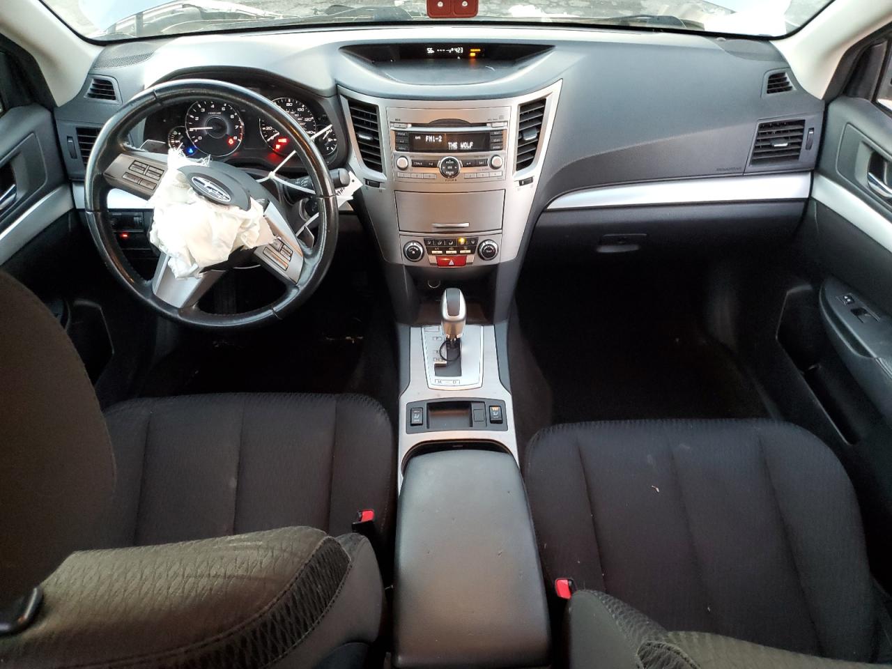 Subaru Outback 2.5i Premium Image 12