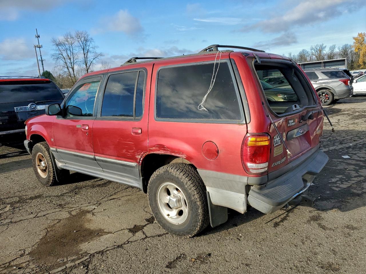 Ford Explorer Image 4