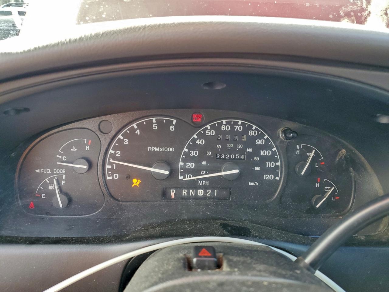 Ford Explorer Image 8