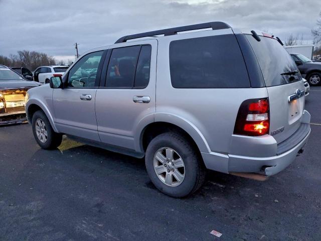 Ford Explorer Xlt Image 2