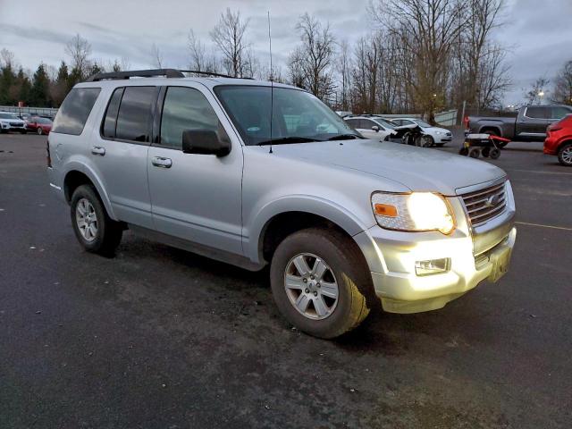 Ford Explorer Xlt Image 5