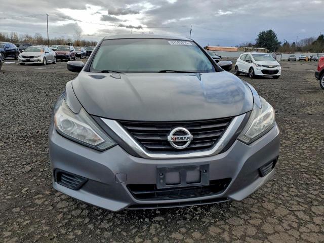 Nissan Altima 2.5 Image 5