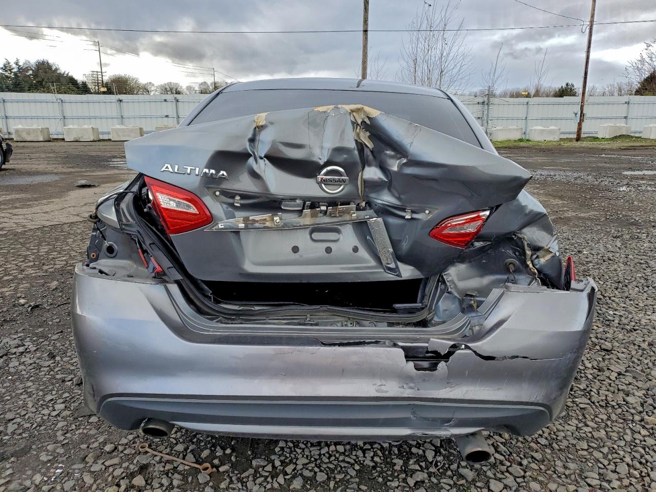 Nissan Altima 2.5 Image 11