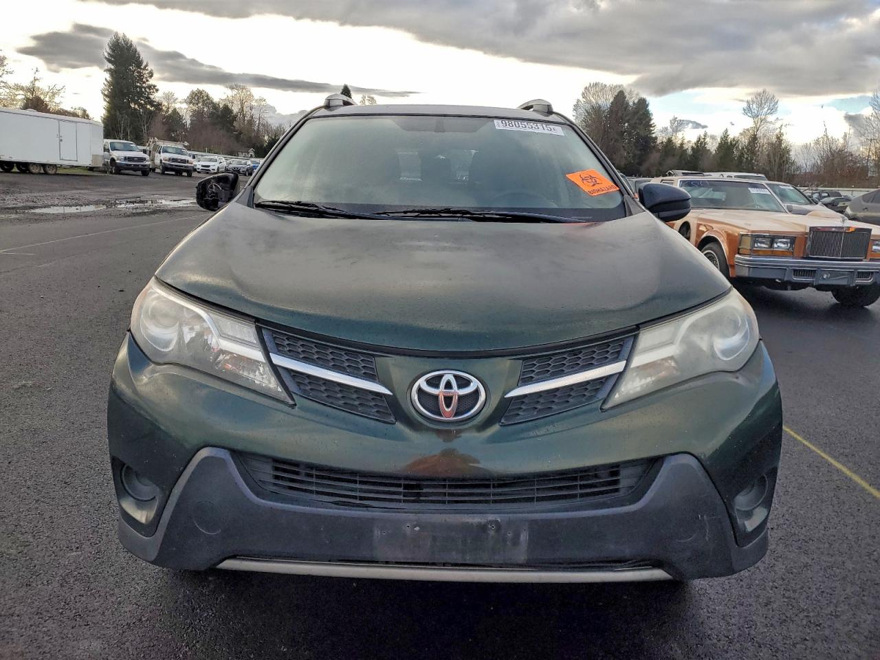 Toyota RAV4 Le Image 8
