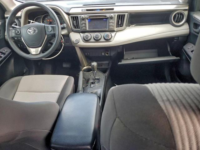 Toyota RAV4 Le Image 6