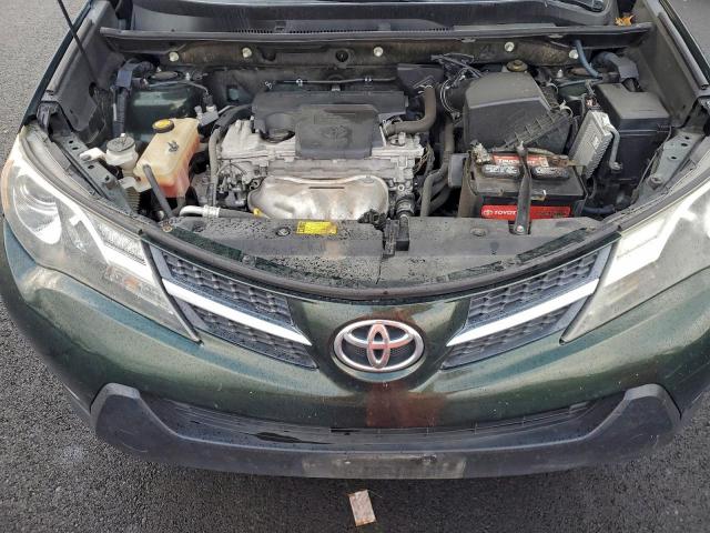 Toyota RAV4 Le Image 11