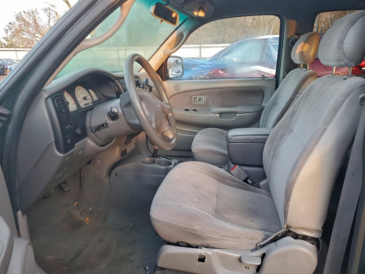 Toyota Tacoma Double Cab Prerunner Image 2