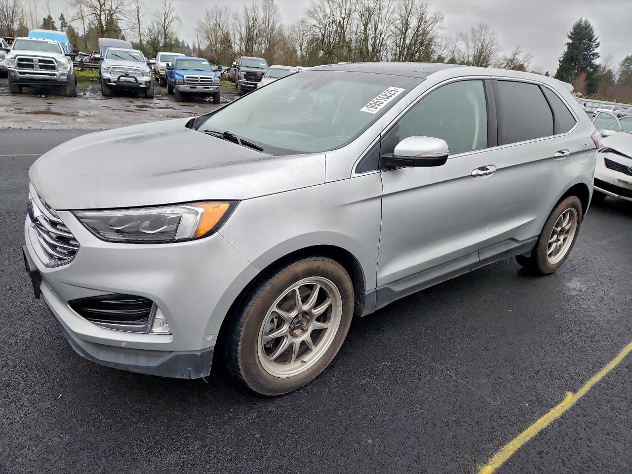 Ford Edge Titanium Image 1