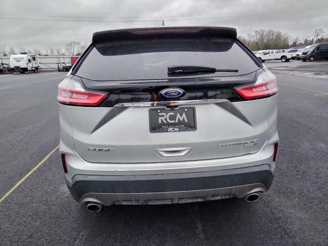 Ford Edge Titanium Image 8