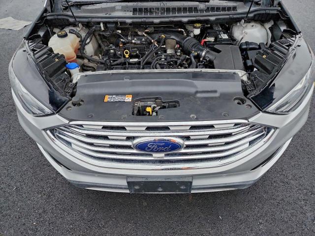 Ford Edge Titanium Image 7