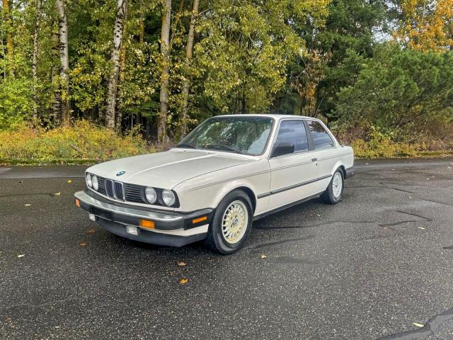 BMW 3 Series Base Image 4