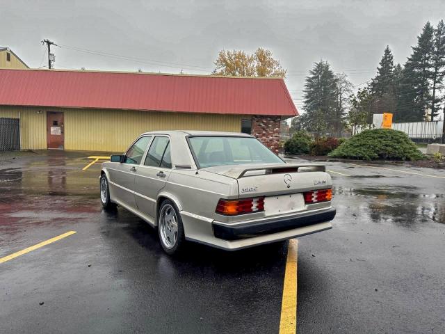 Mercedes-Benz 190-Class E 2.3-16 Image 3