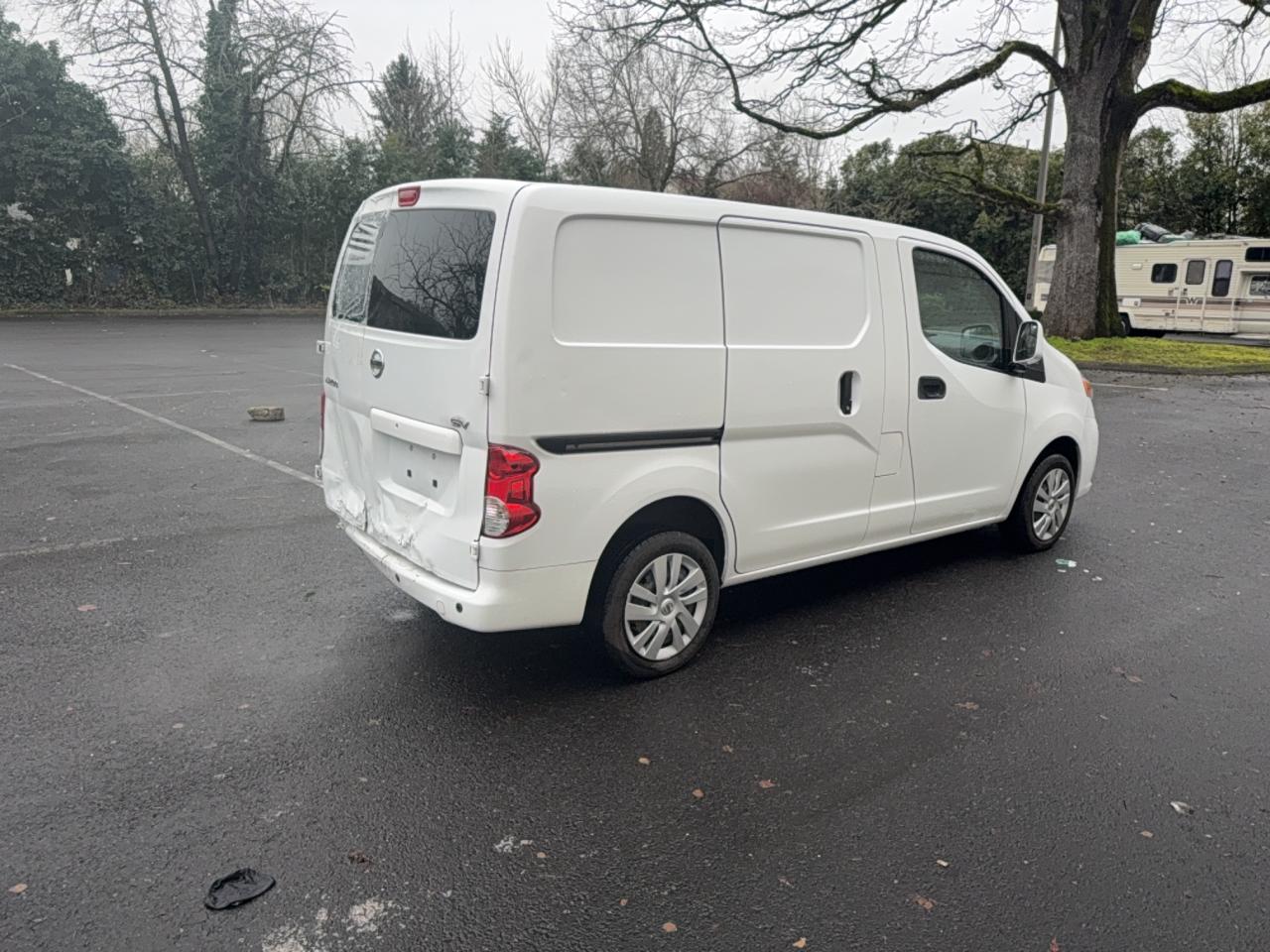 Nissan Nv 2.5s Image 3