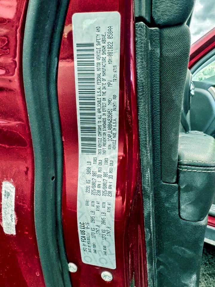 Jeep Grand Cherokee Sport Image 10