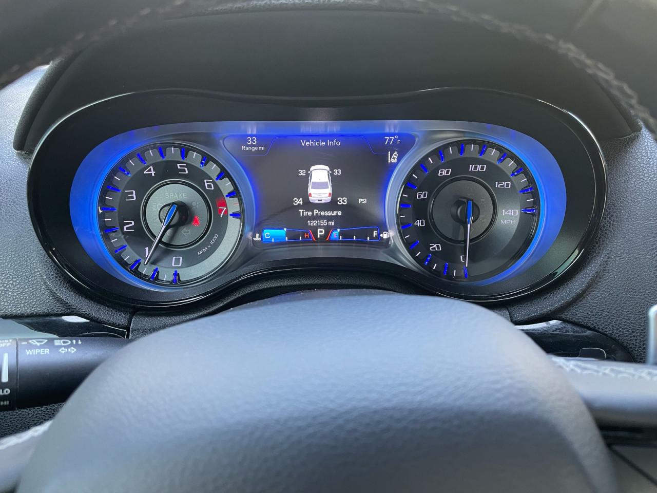 Chrysler 300 S Image 9