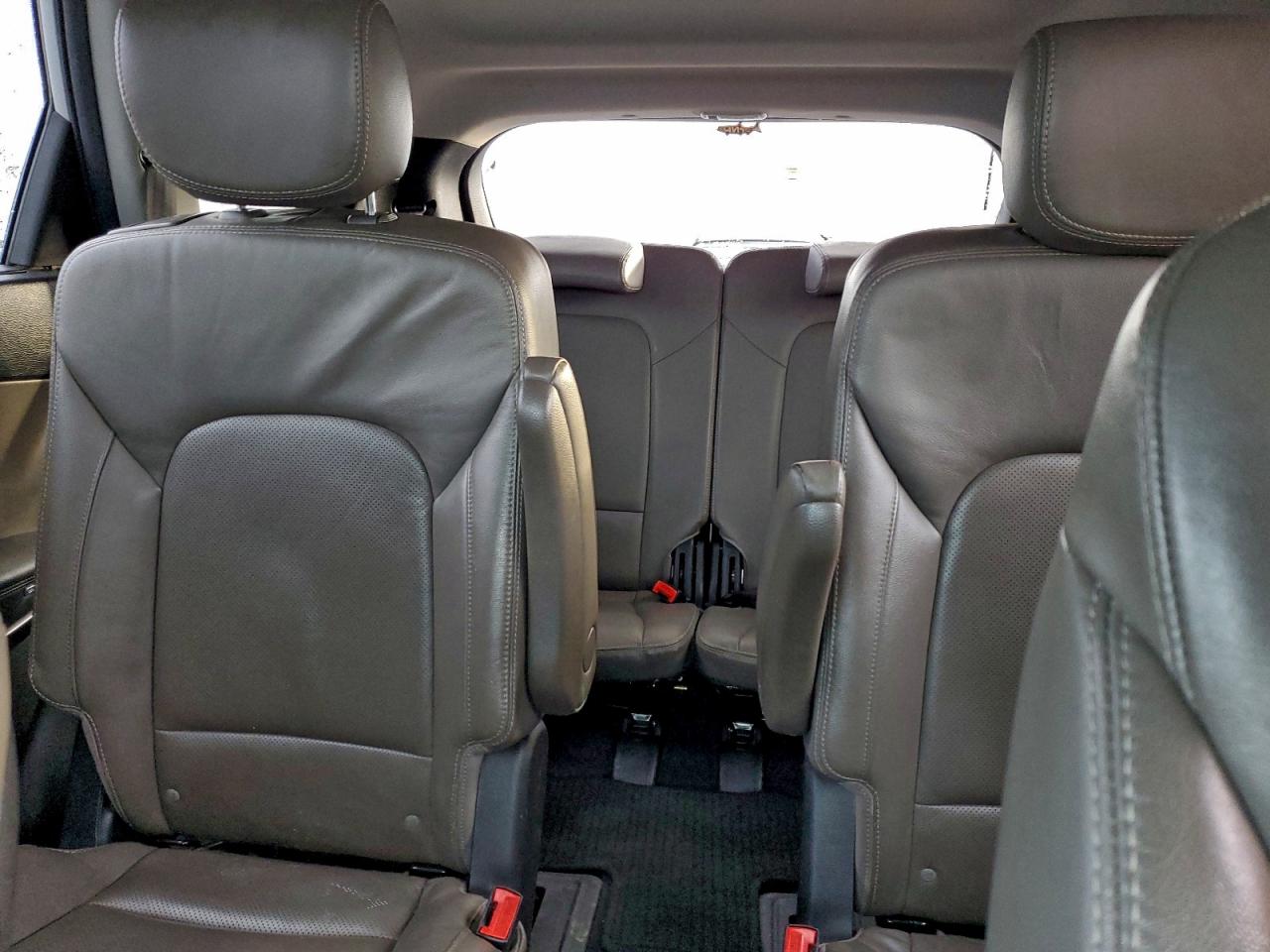 Hyundai SANTA FE Se Ultimate Image 13