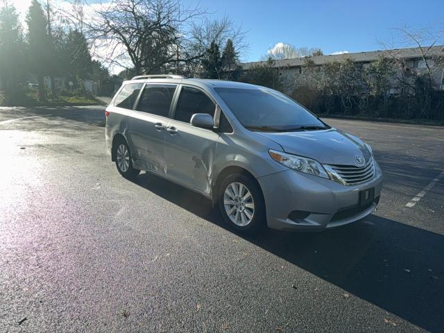  Salvage Toyota Sienna