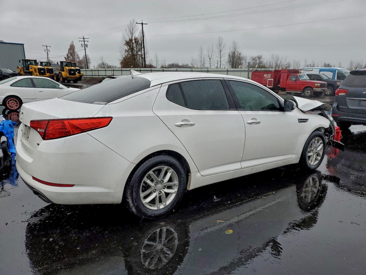 Kia Optima Lx Image 2
