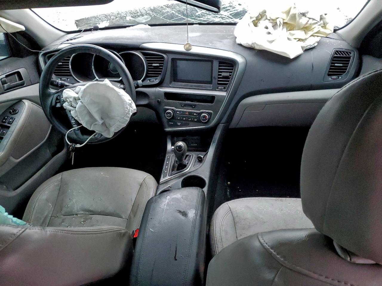 Kia Optima Lx Image 8