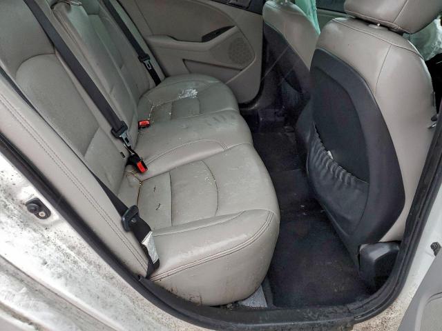 Kia Optima Lx Image 12