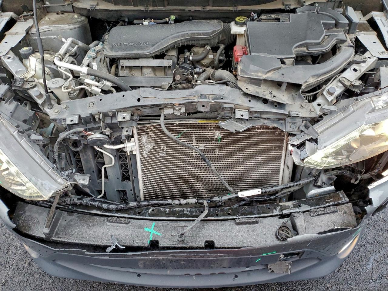 Nissan Rogue S Image 4