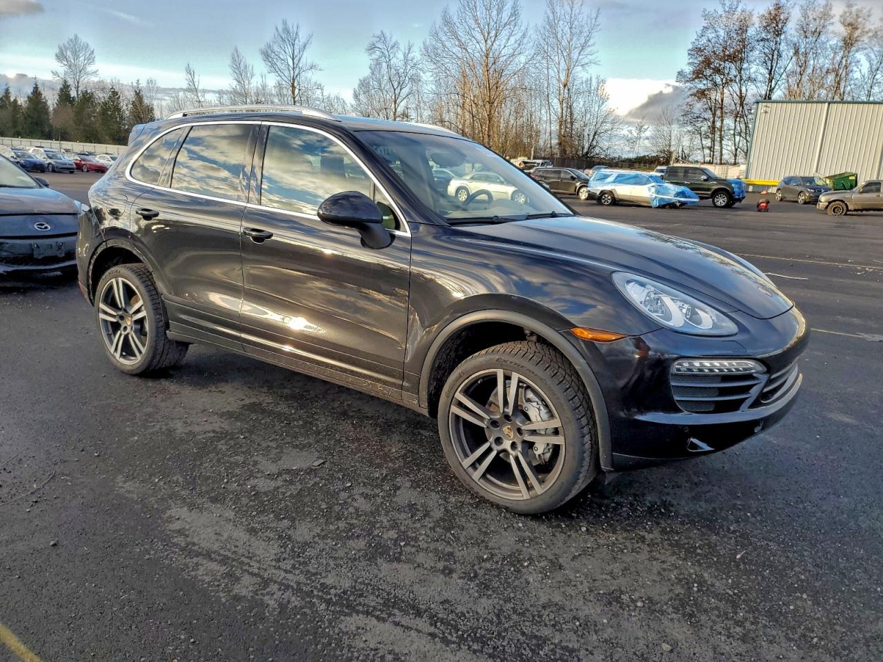 Porsche Cayenne S Image 8