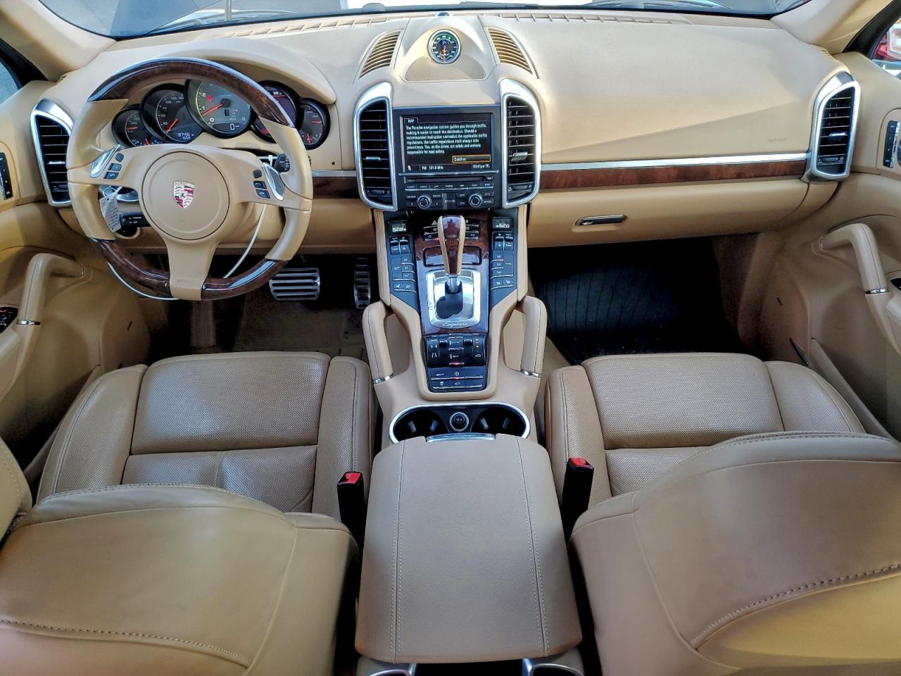 Porsche Cayenne S Image 12