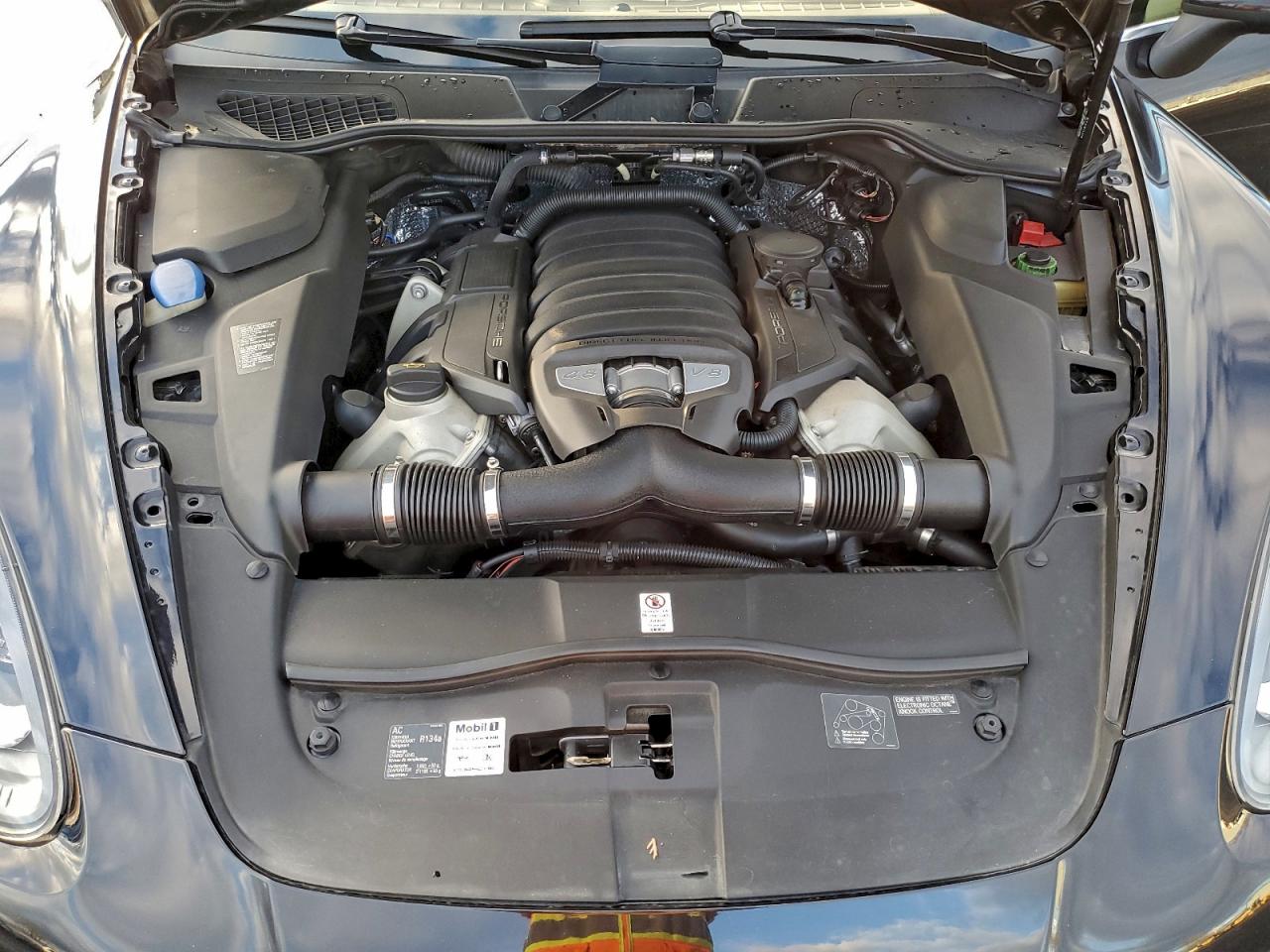 Porsche Cayenne S Image 3